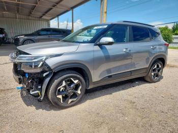  Salvage Kia Seltos
