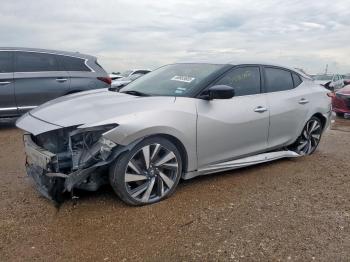  Salvage Nissan Maxima