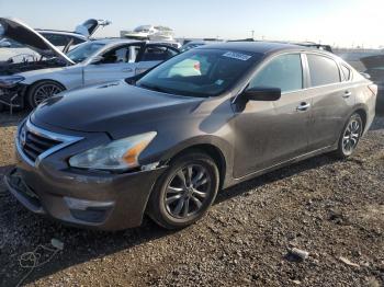  Salvage Nissan Altima