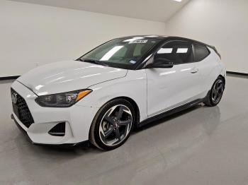  Salvage Hyundai VELOSTER