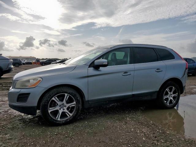  Salvage Volvo XC60