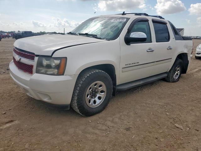  Salvage Chevrolet Avalanche