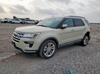  Salvage Ford Explorer
