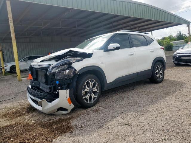  Salvage Kia Seltos