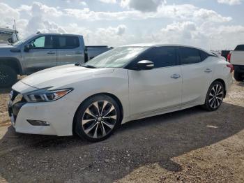  Salvage Nissan Maxima