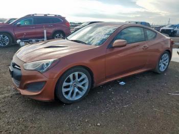  Salvage Hyundai Genesis