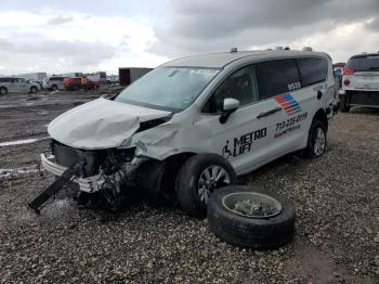  Salvage Chrysler Minivan