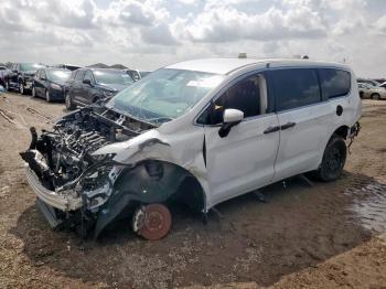  Salvage Chrysler Minivan