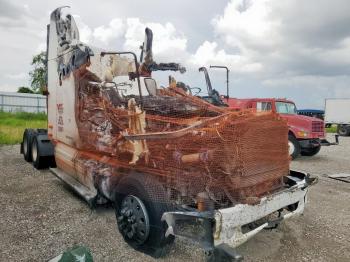  Salvage Freightliner Columbia
