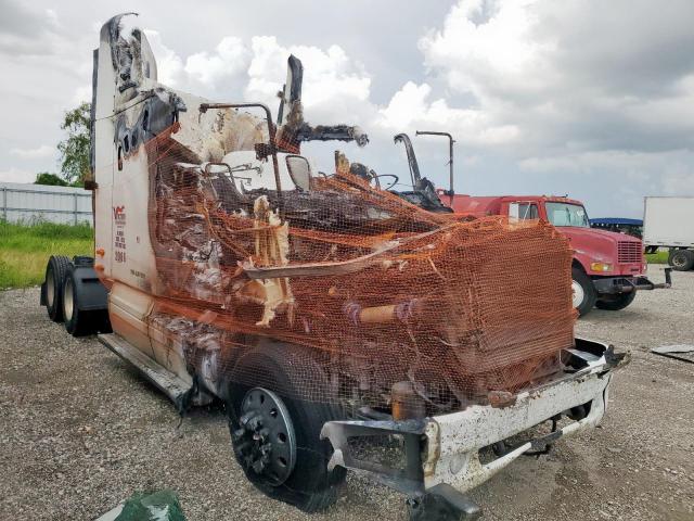  Salvage Freightliner Columbia