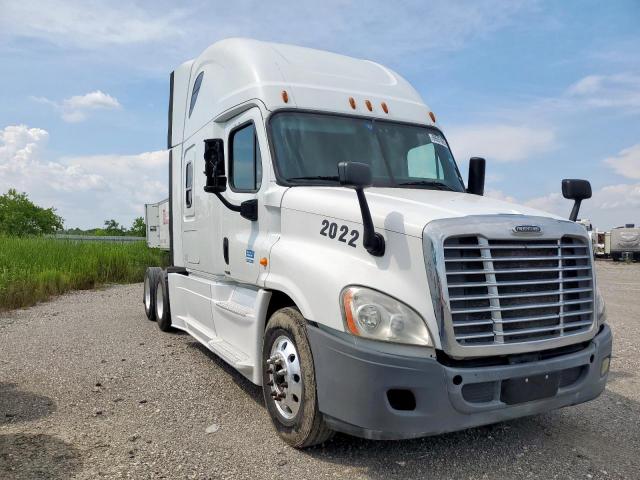  Salvage Freightliner Cascadia