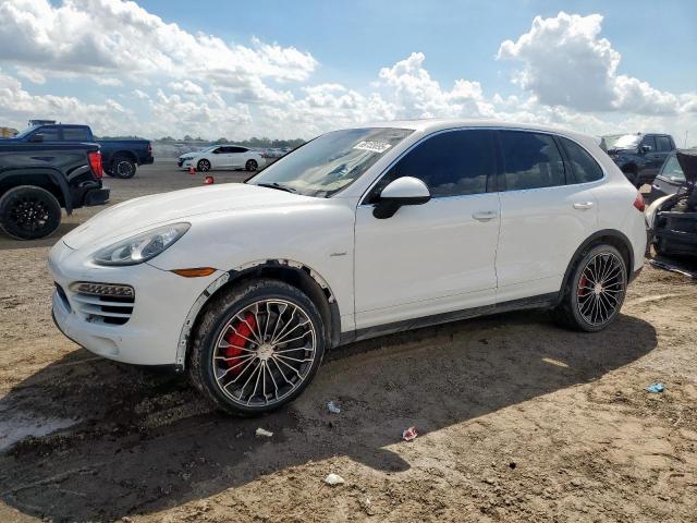  Salvage Porsche Cayenne