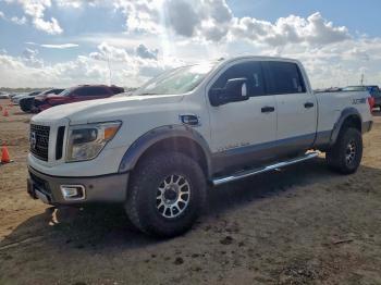  Salvage Nissan Titan