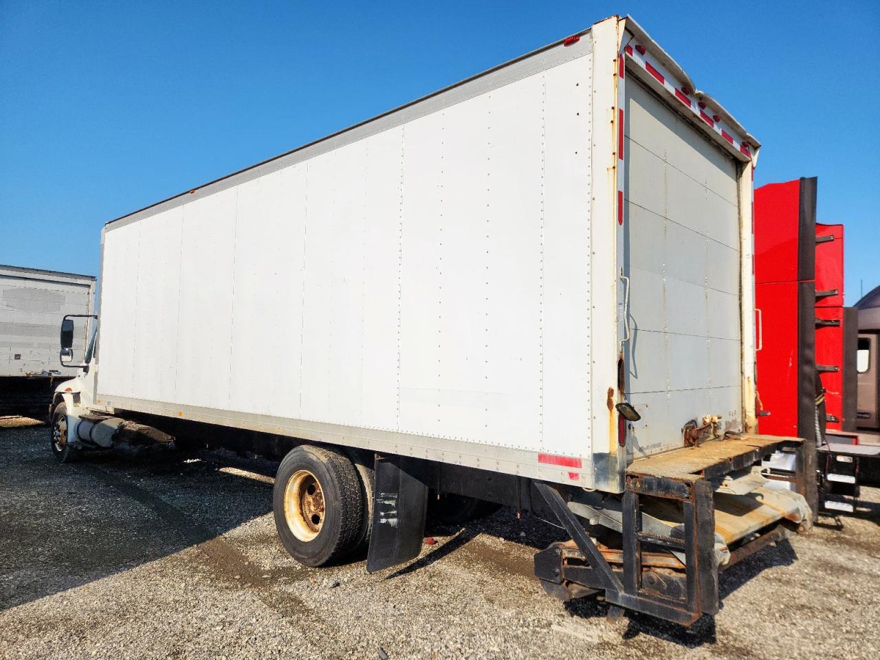 International 4000 Serie 4300 Image 2