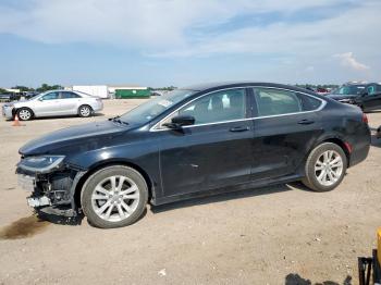  Salvage Chrysler 200