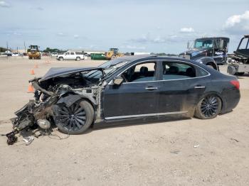  Salvage Hyundai Equus