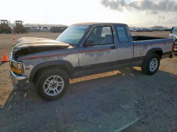  Salvage Dodge Dakota