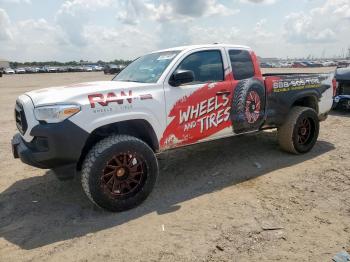  Salvage Toyota Tacoma