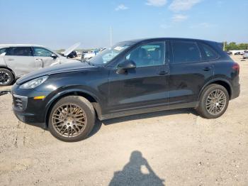  Salvage Porsche Cayenne