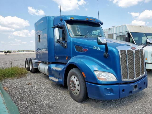  Salvage Peterbilt 579
