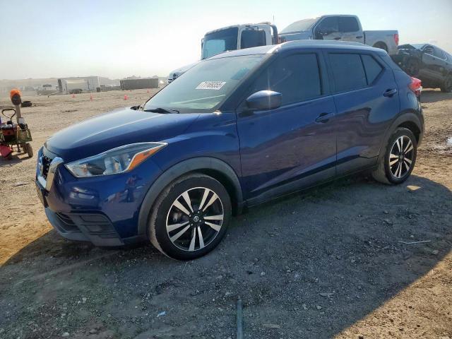  Salvage Nissan Kicks