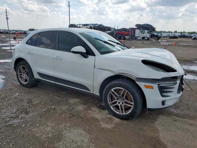 Porsche Macan Image 4
