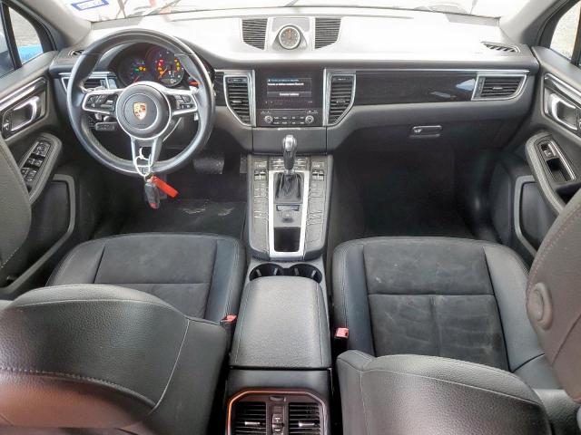 Porsche Macan Image 11