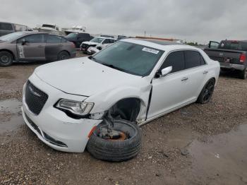  Salvage Chrysler 300