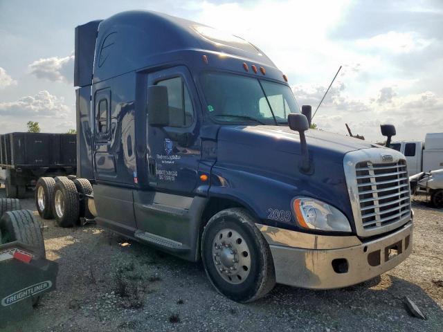  Salvage Freightliner Cascadia 1