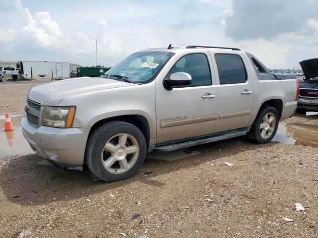  Salvage Chevrolet Avalanche