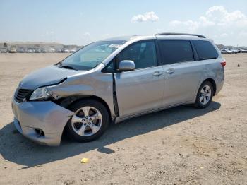  Salvage Toyota Sienna