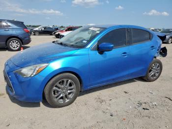  Salvage Toyota Yaris