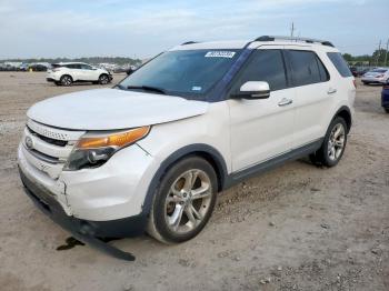  Salvage Ford Explorer