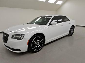  Salvage Chrysler 300