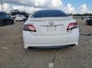 Toyota Camry Base Image 9