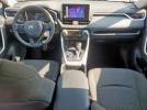 Toyota RAV4 Xle Image 3