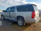 GMC Yukon C1500 Image 8