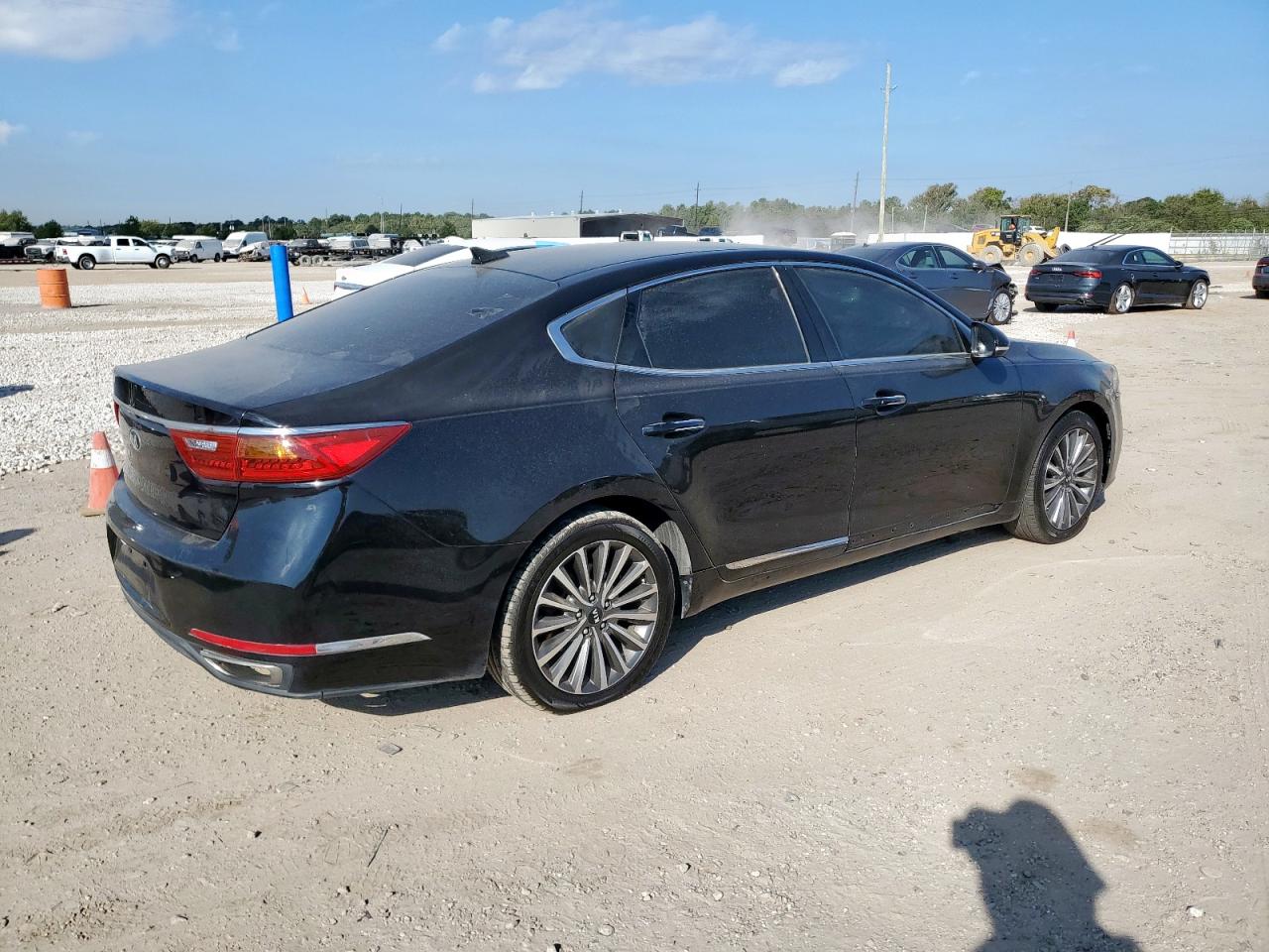Kia Cadenza Premium Image 4