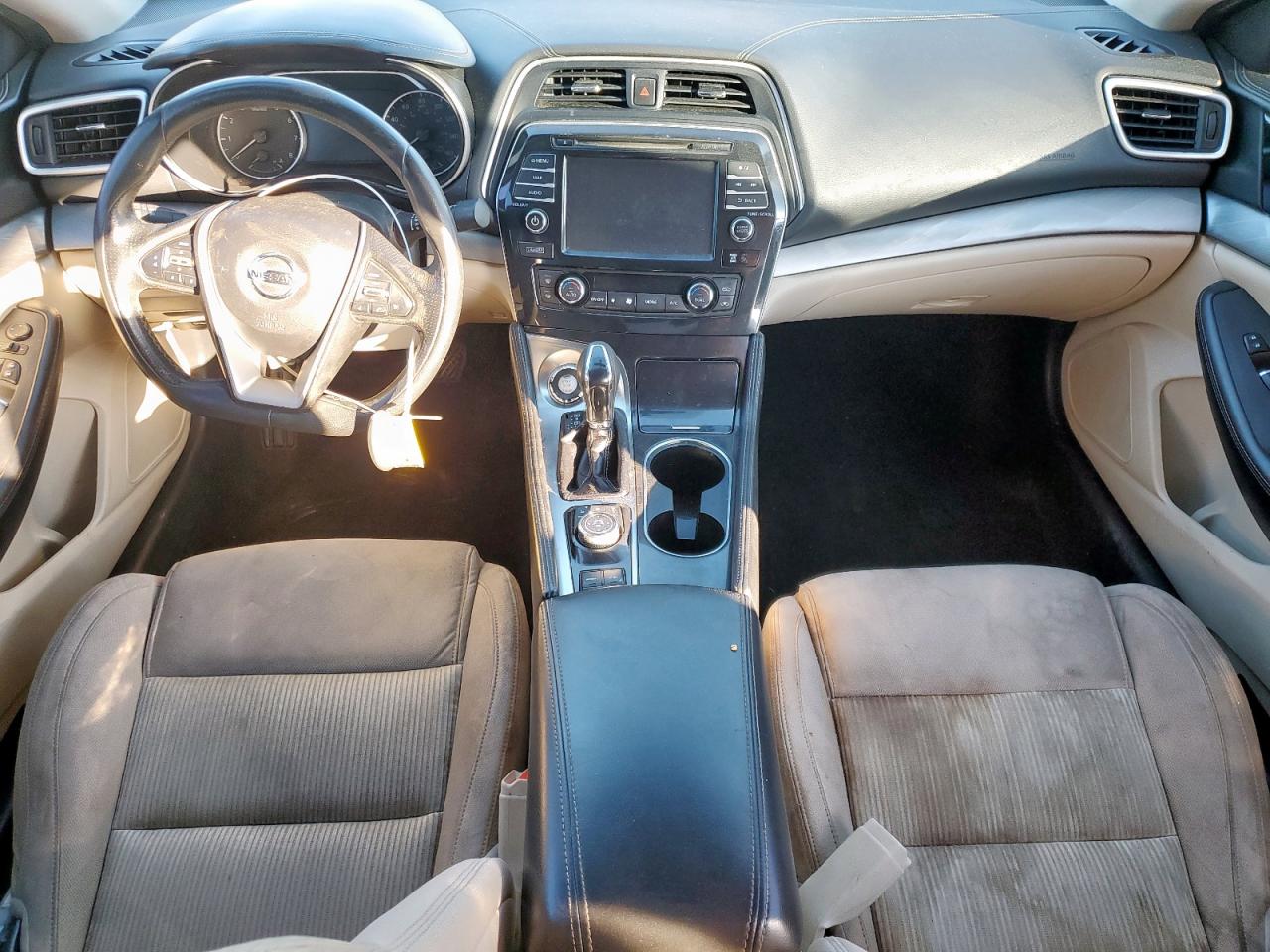 Nissan Maxima 3.5s Image 7