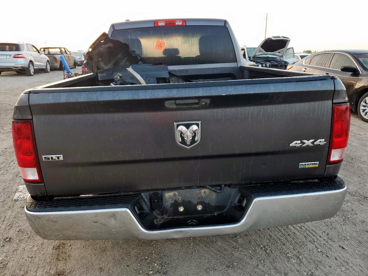 Ram 1500 Slt Image 12