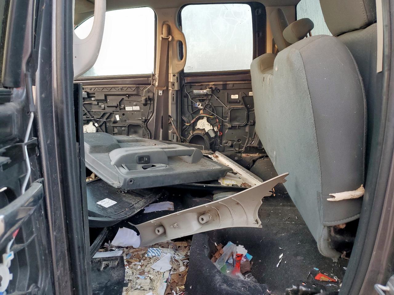 Ram 1500 Slt Image 6