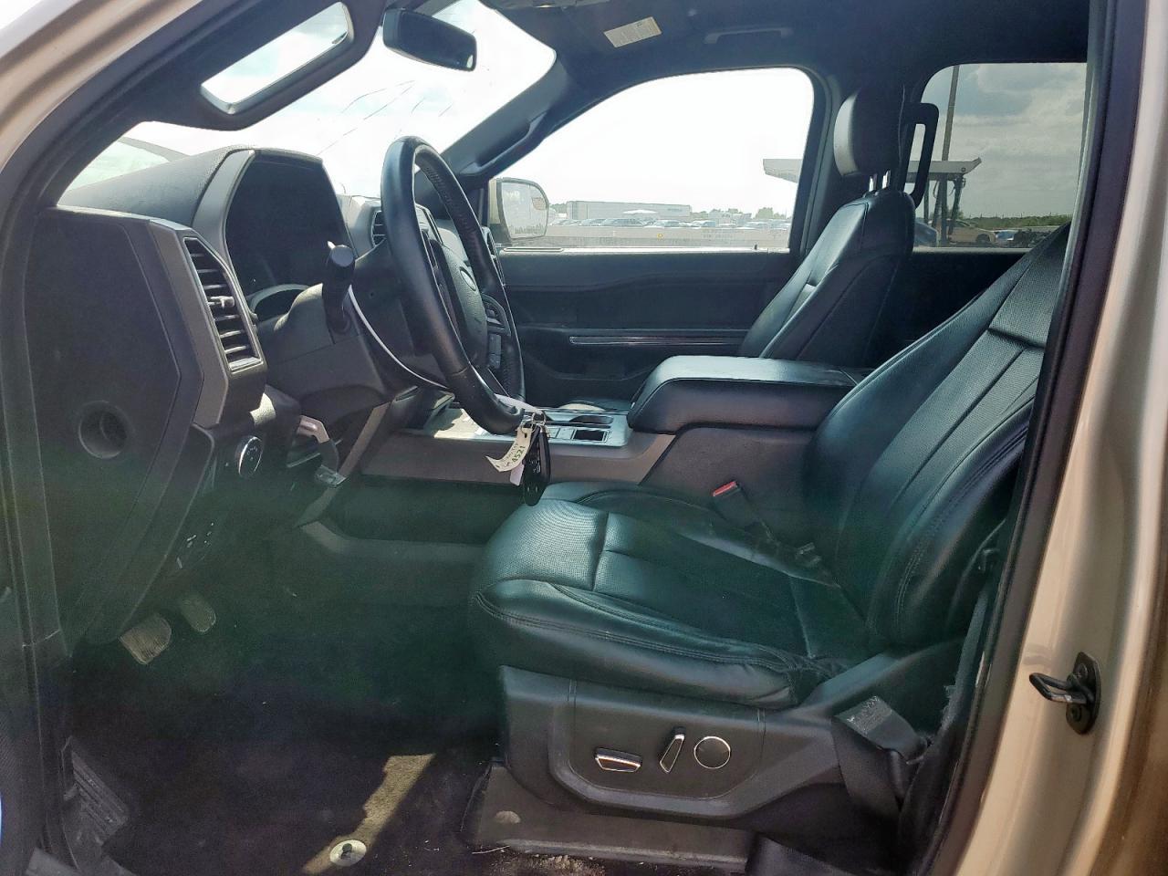 Ford Expedition Max Xlt Image 11