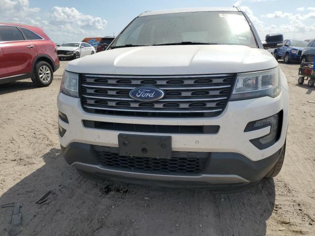 Ford Explorer Xlt Image 10