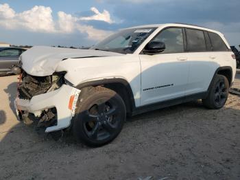  Salvage Jeep Grand Cherokee