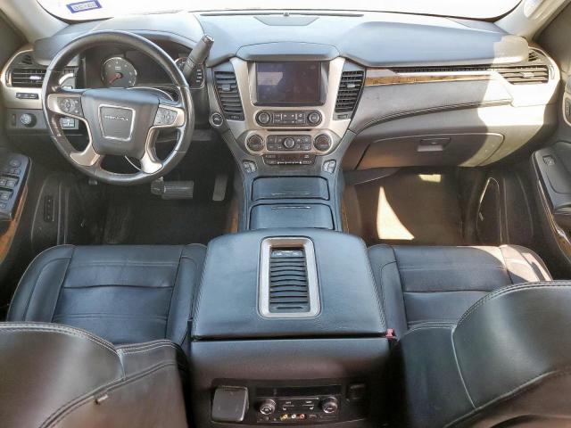 GMC Yukon Denali Image 7