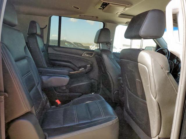 GMC Yukon Denali Image 10