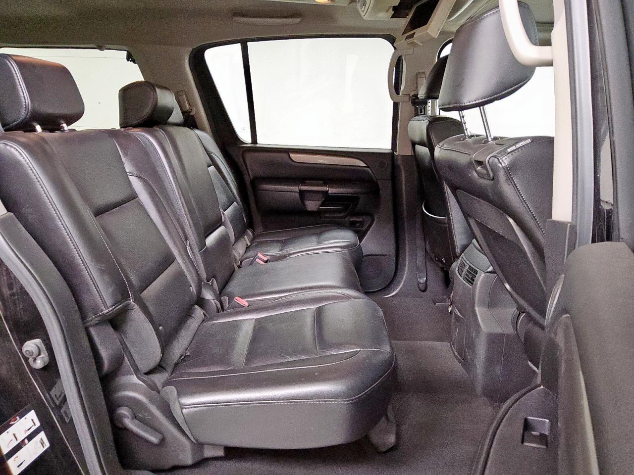 Nissan Armada Se Image 6