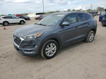  Salvage Hyundai TUCSON