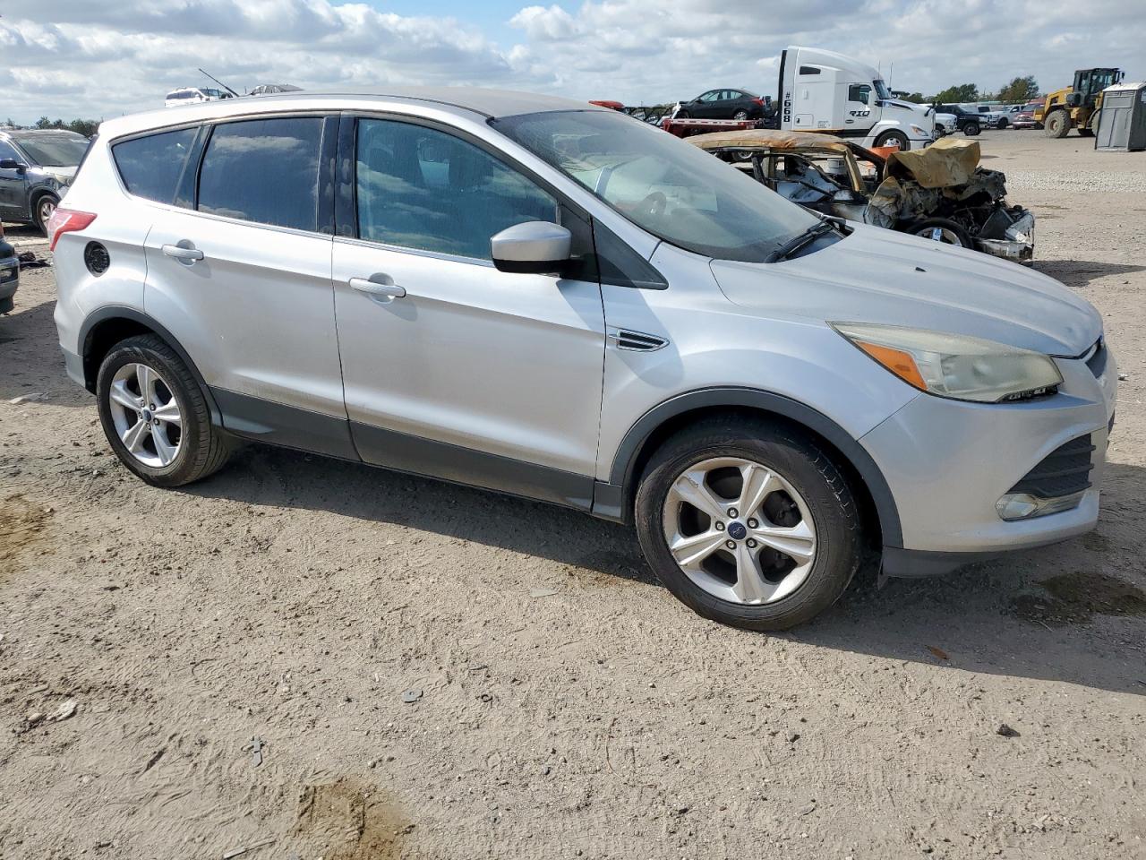 Ford Escape Se Image 12