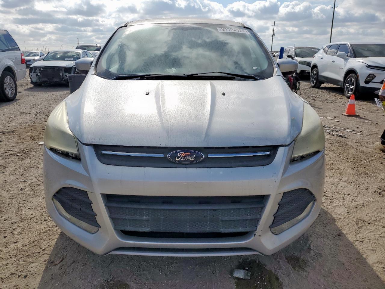 Ford Escape Se Image 9